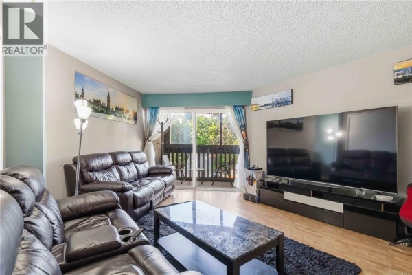 Den - 306 1525 Hillside Ave, Victoria, BC V8T2C1 Photo 2