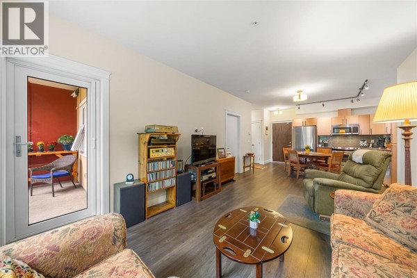 Kitchen - 306 1900 Watkiss Way, View Royal, BC V9B0S8 Photo 4