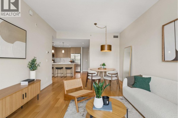 306 2020 Alma Street, Vancouver, BC V6R3P9 Photo 3