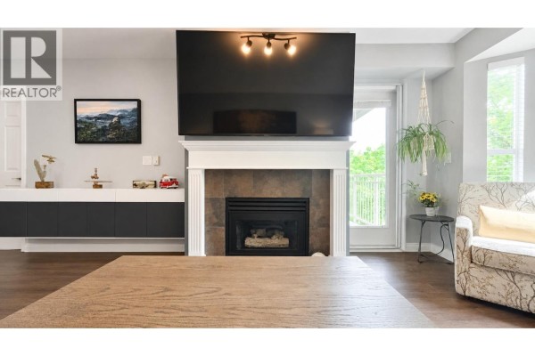 306 2393 Welcher Avenue, Port Coquitlam, BC V3C1X6 Photo 4