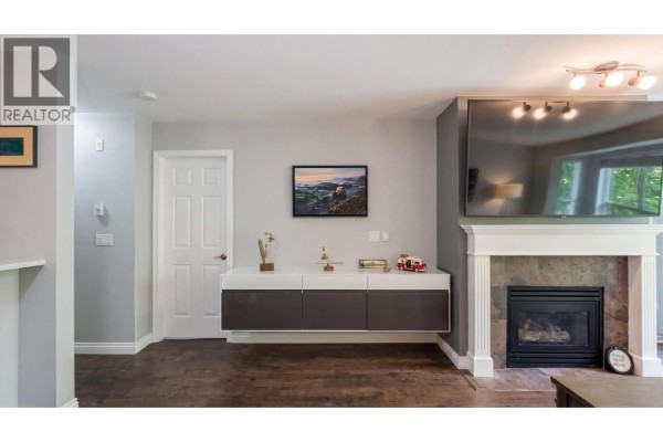 306 2393 Welcher Avenue, Port Coquitlam, BC V3C1X6 Photo 5