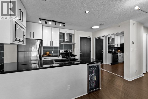 306 633 Abbott Street, Vancouver, BC V6B0J3 Photo 5