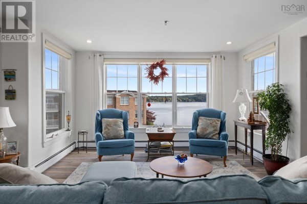 Dining nook - 306 80 Waterfront Drive, Bedford, NS B4A4E4 Photo 4