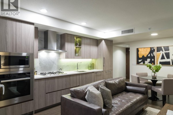 306 89 Nelson Street, Vancouver, BC V6Z0E7 Photo 2