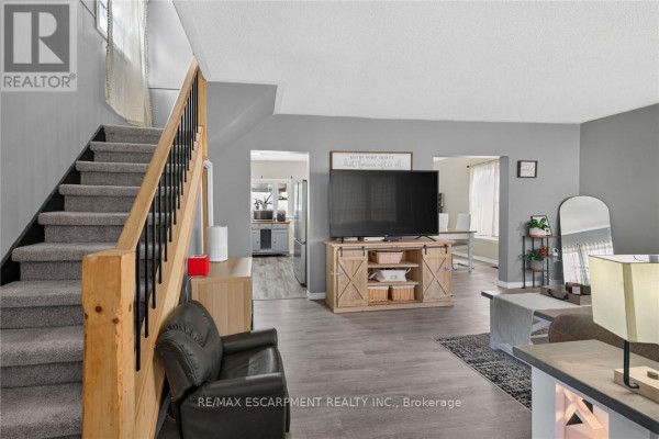 Dining room - 306 George Street, Haldimand, ON N1A2T6 Photo 4