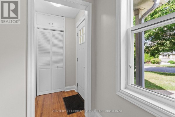 Dining room - 306 Glengarry Road, Kingston, ON K7M3J9 Photo 4