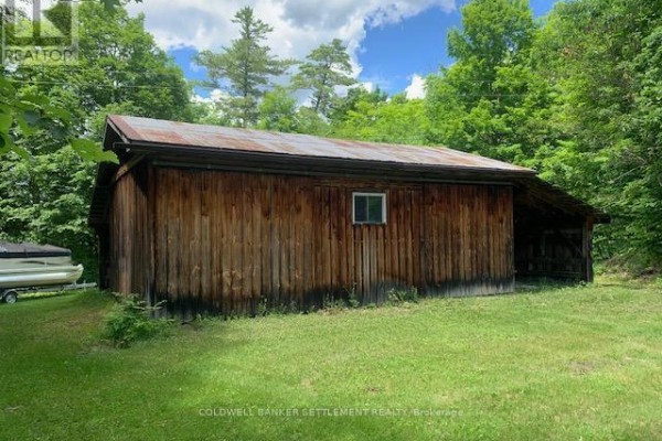 306 Hanna Road, Tay Valley, ON, photo 2