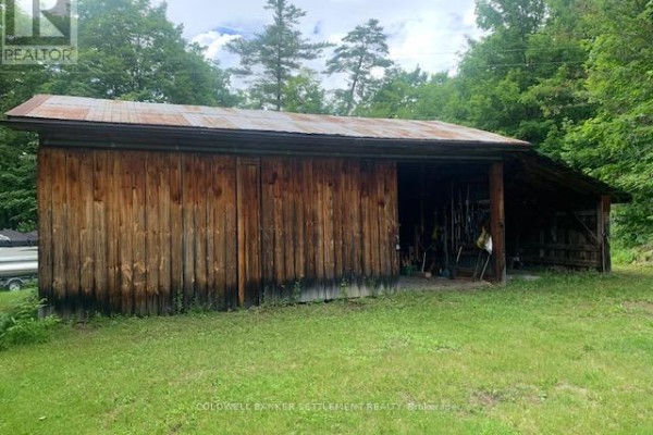306 Hanna Road, Tay Valley, ON, photo 3