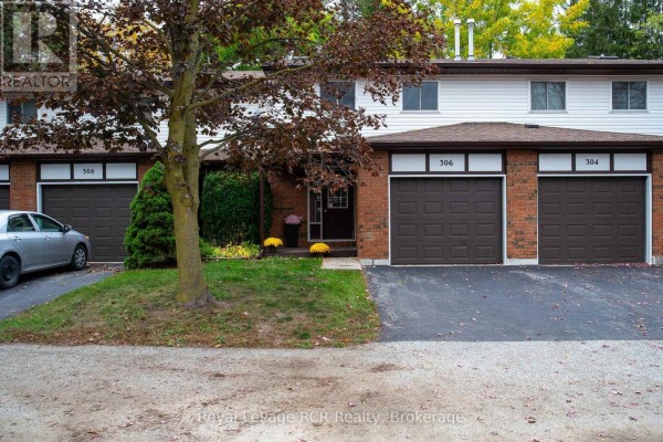 306 Thomas Street, Clearview, ON L0M1S0 Photo 4