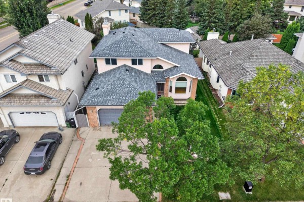 Kitchen - 306 Twin Brooks Dr Nw, Edmonton, AB T6J6S4 Photo 3
