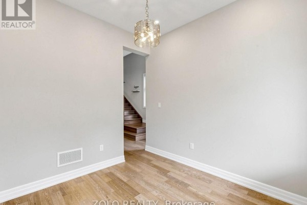 Dining room - 3061 William Cutmore Boulevard, Oakville, ON L6H3S2 Photo 5
