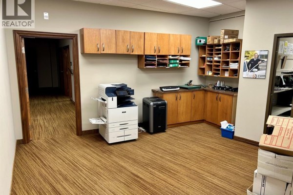 3063 Walker Road Unit# 104, Windsor, ON N8W3R4 Photo 4
