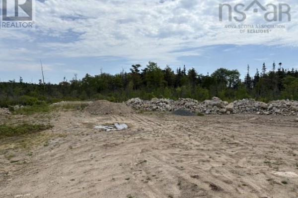 3066 St. Margarets Bay Road, Timberlea, NS B3T1H5 Photo 5
