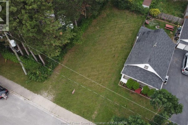 3067-3069 Russell Street, Windsor, ON N9C1E2 Photo 3