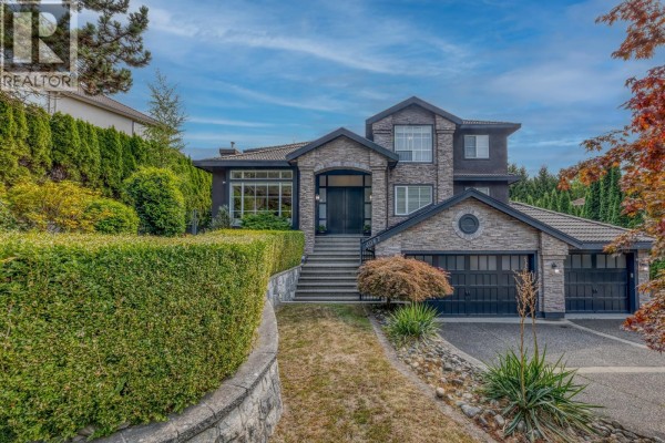 3067 Plateau Boulevard, Coquitlam, BC V3E2Y7 Photo 2