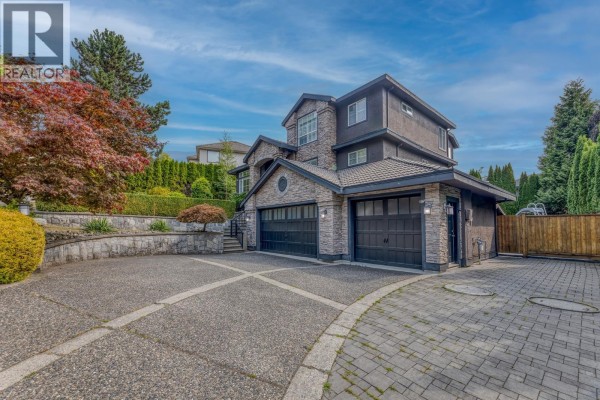 3067 Plateau Boulevard, Coquitlam, BC V3E2Y7 Photo 3
