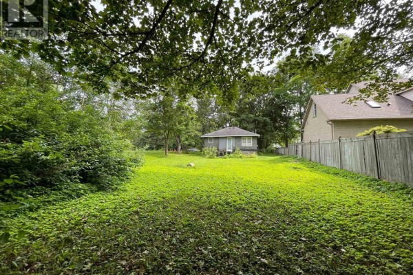 3068 Lakeview Boulevard, Ajax, ON L1S1A7 Photo 3