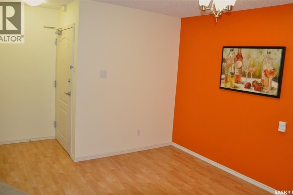 2pc Bathroom - 306c 1121 Mckercher Drive, Saskatoon, SK S7H5B8 Photo 4