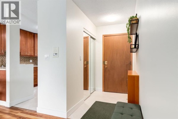 Den - 307, 1001 68 Avenue Sw, Calgary, AB T2V4X1 Photo 4