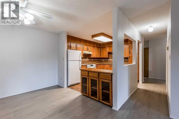 Dining room - 307, 3090 15 Avenue Se, Medicine Hat, AB T1B3Z3 Photo 4