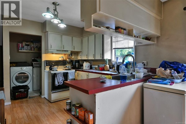 307, 311,315 Holly Ave, Nanaimo, BC V9S3M3 Photo 5