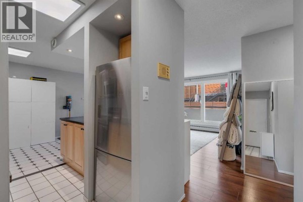 Primary Bedroom - 307, 903 19 Avenue Sw, Calgary, AB T2T0H8 Photo 4
