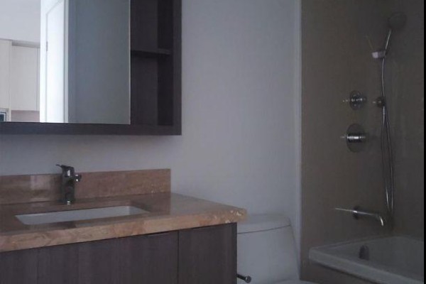 Bedroom 2 - 307 - 115 Blue Jays Way, Toronto, ON M5V0N4 Photo 5