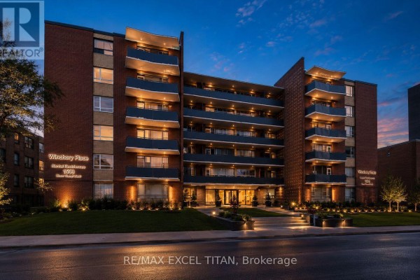 307 - 165 Cosburn Avenue, Toronto, ON M4J2L3 Photo 2