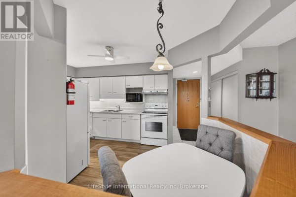 Bedroom - 307 - 208 Silvercreek Parkway N, Guelph, ON N1H8H2 Photo 5