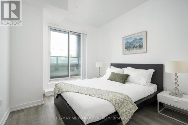 Primary Bedroom - 307 - 2300 St Clair Avenue W, Toronto, ON M6N0B3 Photo 4