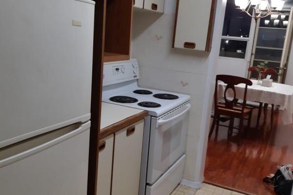 Kitchen - 307 - 3420 Eglinton Avenue, Toronto, ON M1J2H9 Photo 3