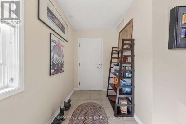 Bedroom 2 - 307 - 4 Beck Boulevard, Penetanguishene, ON L9M2H3 Photo 5