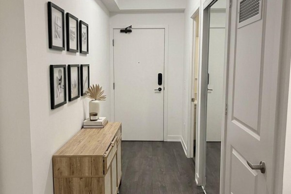 Bathroom - 307 - 4655 Metcalf Avenue, Mississauga, ON L5M0Z7 Photo 5