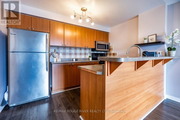 307 - 87 Aspen Springs Drive, Clarington, ON L1C5J8 Photo 5