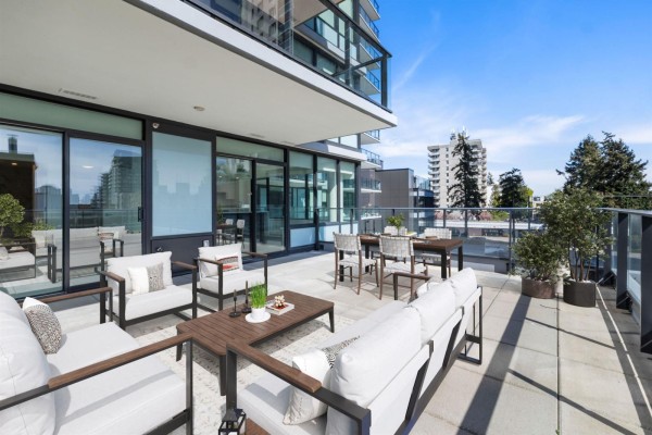 307 1588 Johnston Road, White Rock, BC V4B0C5 Photo 5