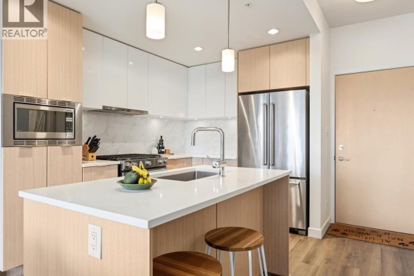 307 2188 Madison Avenue, Burnaby, BC V5C0J8 Photo 4