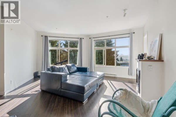 307 245 Ross Drive, New Westminster, BC, photo 3