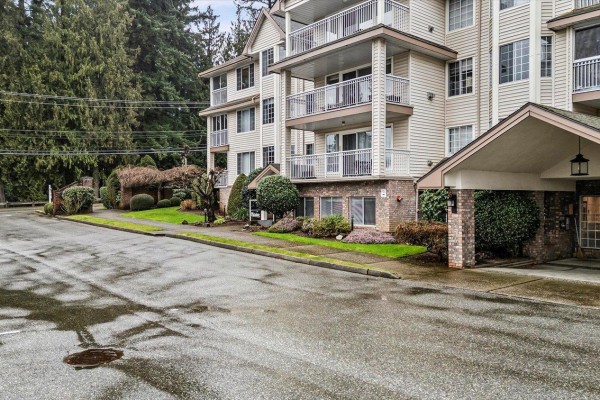 307 2491 Gladwin Road, Abbotsford, BC V2T3N8 Photo 3