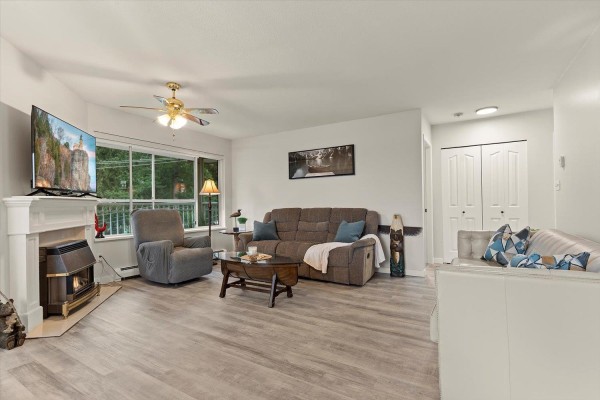 307 2491 Gladwin Road, Abbotsford, BC V2T3N8 Photo 4