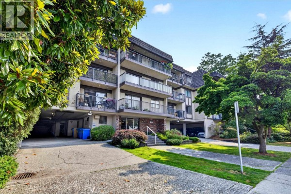307 252 W 2nd Street, North Vancouver, BC V7M1C8 Photo 3