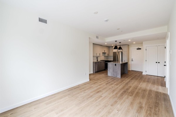 307 27215 Aldergrove Town Centre Drive, Langley, BC V4W3N7 Photo 5