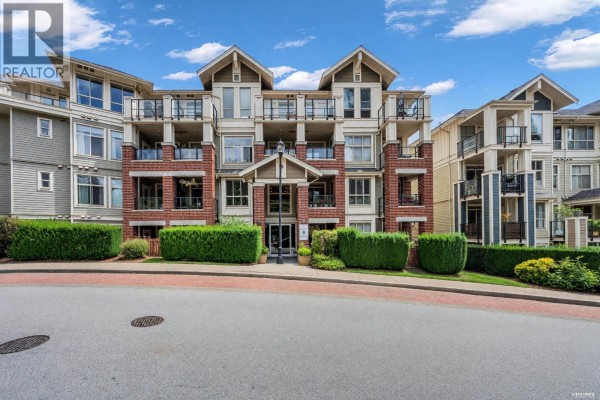 307 285 Ross Drive, New Westminster, BC V3L0B9 Photo 2