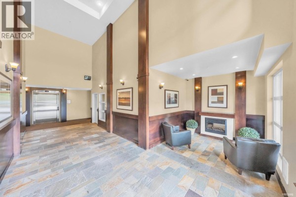 307 285 Ross Drive, New Westminster, BC V3L0B9 Photo 4
