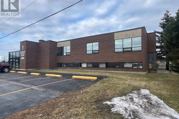 307-307a Bridge Street W, Greater Napanee, ON, photo 2