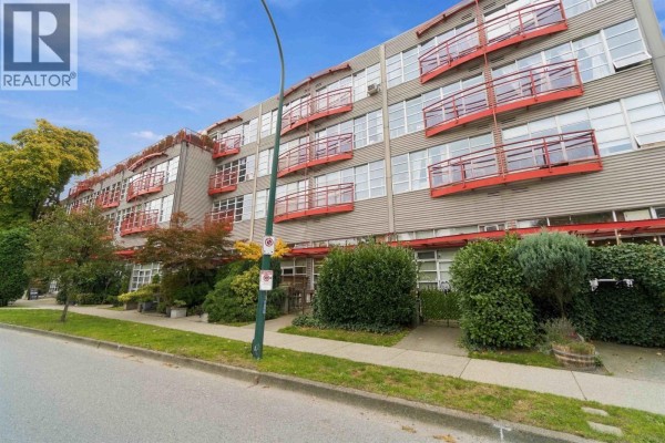 307 350 E 2nd Avenue, Vancouver, BC V5T4R8 Photo 2