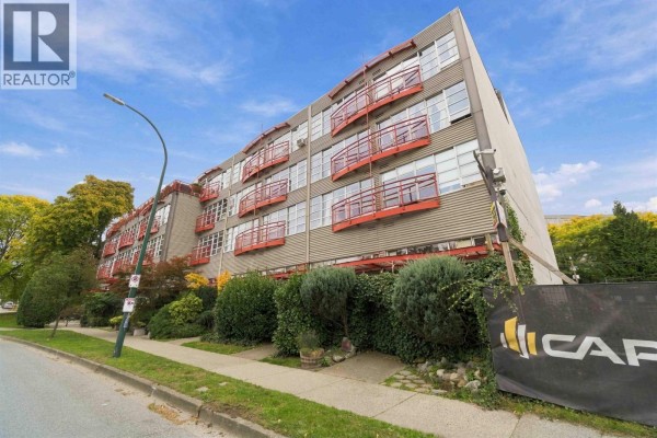 307 350 E 2nd Avenue, Vancouver, BC V5T4R8 Photo 3