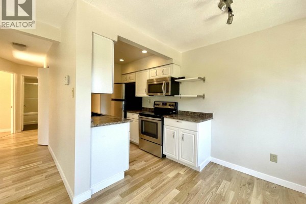 307 5127 Irving Street, Burnaby, BC V5H1T6 Photo 5
