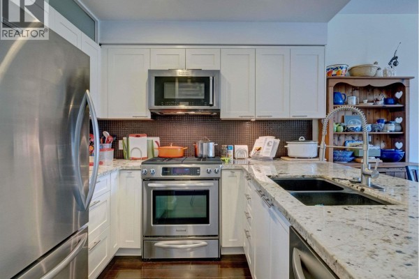 307 5725 Teredo Street, Sechelt, BC V7Z0J2 Photo 5