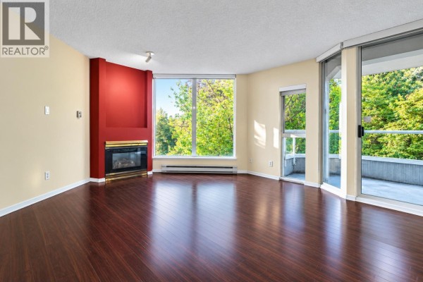 307 69 Jamieson Court, New Westminster, BC V3L5R3 Photo 4