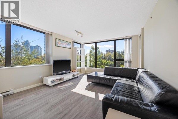 307 7108 Collier Street, Burnaby, BC V5E0A1 Photo 3